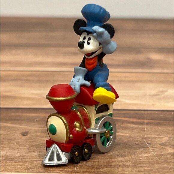 1998 HALLMARK KEEPSAKE ORNAMENT QRP8496 MICKEY'S LOCOMOTIVE MICKEY EXPRESS - Picture 8 of 11